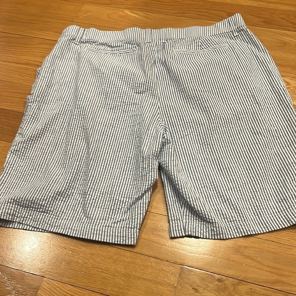 Croft & Barrow striped effortless stretch shorts size 14 . - Picture 8 of 9